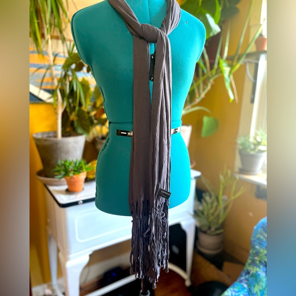 Lightweight grey Express fashion scarf